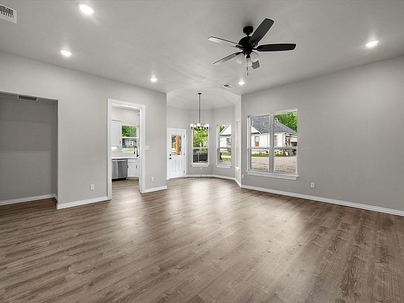 5th image of 505 S 36th St