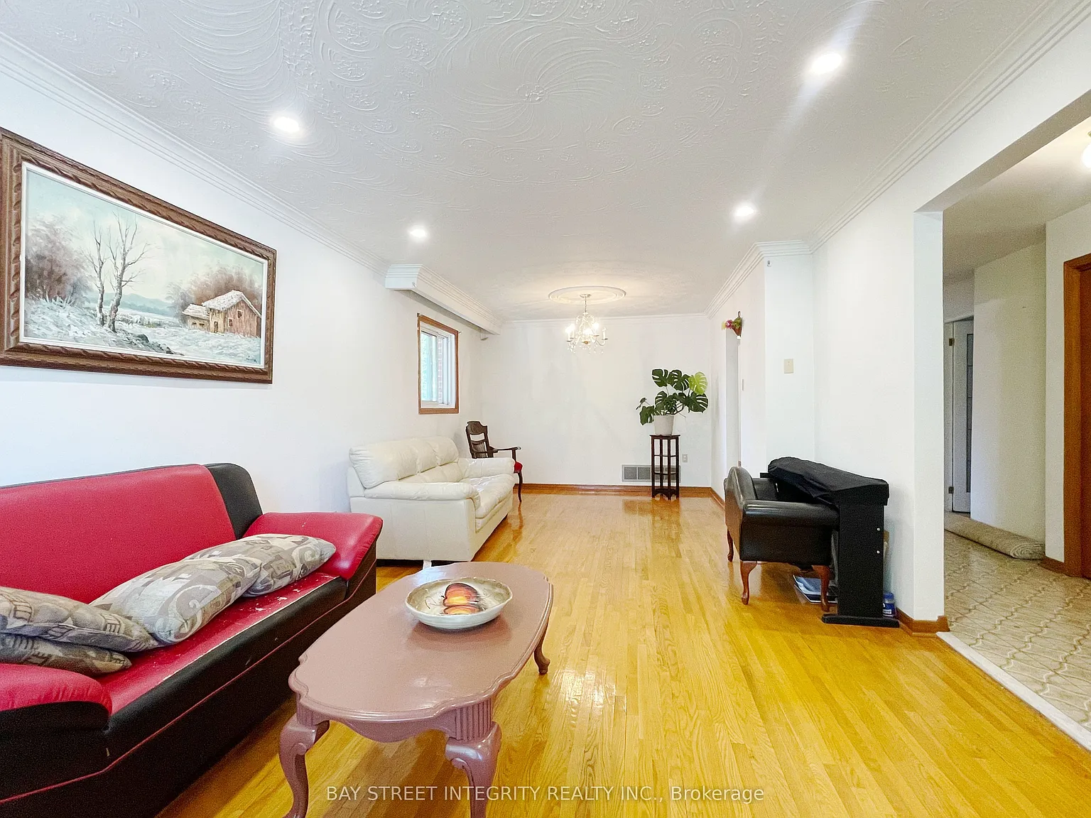 3 bed, $3,400 — Photo 2