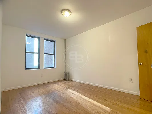 Rented by Corcoran | media 21