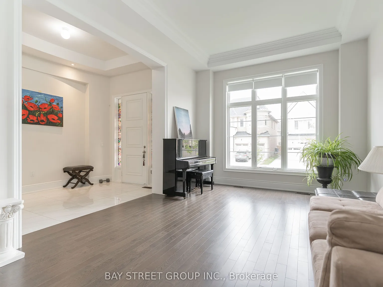 6 bed, $6,780 — Photo 4