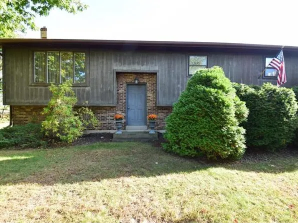 3591 Bell Cir, Northampton, PA 18067