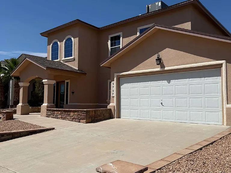3737 Tierra Campa Dr — Photo 2
