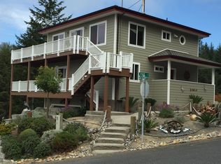 5 Pine Ct, Whitethorn, CA 95589