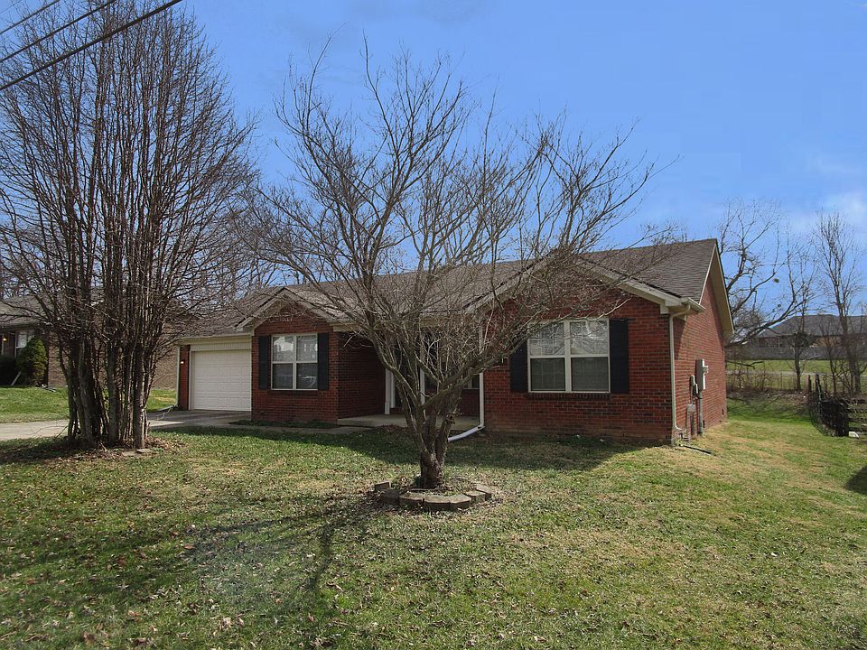 1st image of 141 Oliver Dr