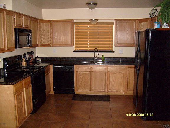 3rd image of 2611 W Calle Tonala