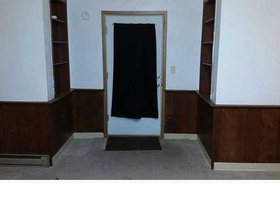 4th image of 214 Weiner Ave #A