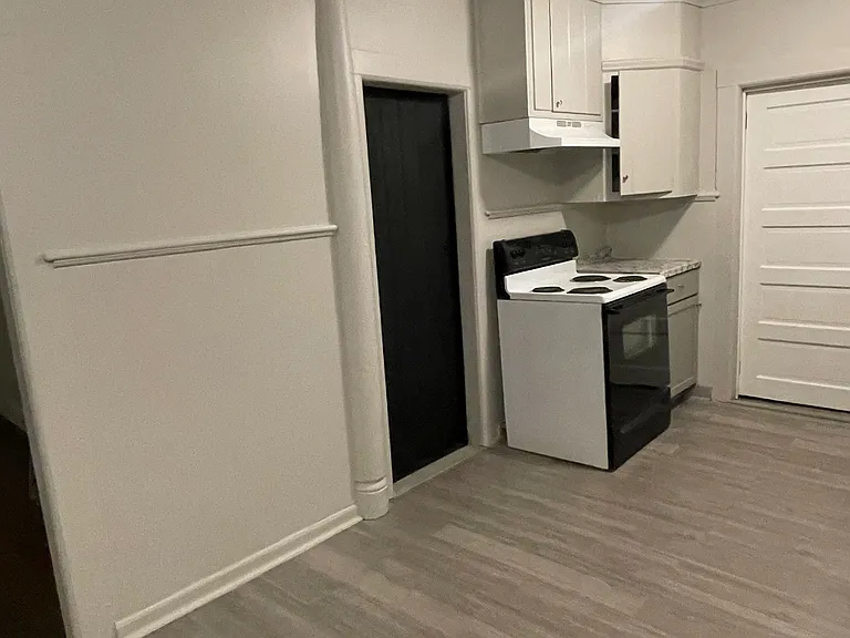 245 Taftville Occum Rd #4 — Photo 1