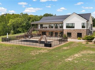 277 Crooked Rd, Blanch, NC 27212