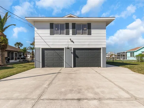 3393 Poinsettia Dr, Hernando Beach, FL 34607