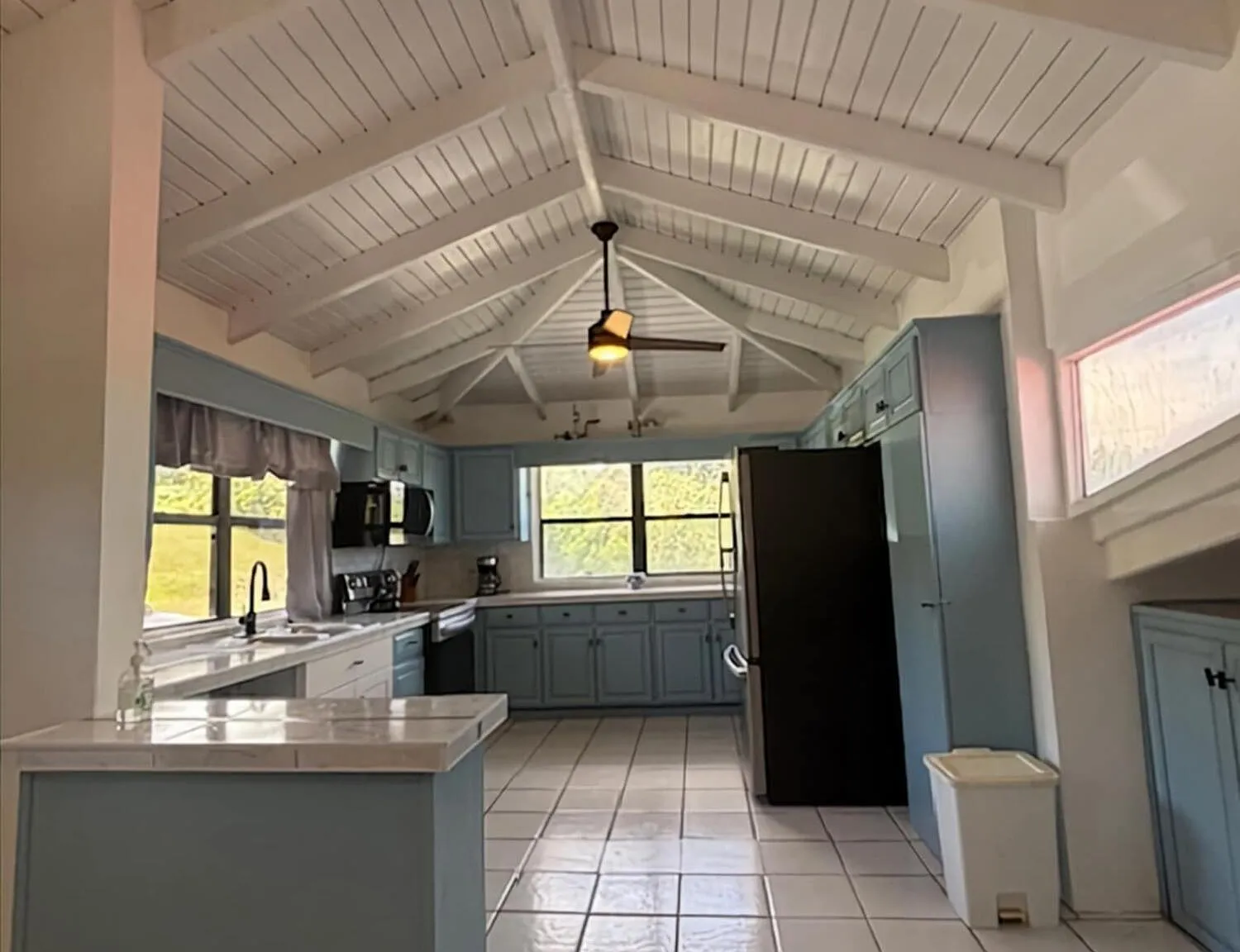 2 bed, $1,950 — Photo 3
