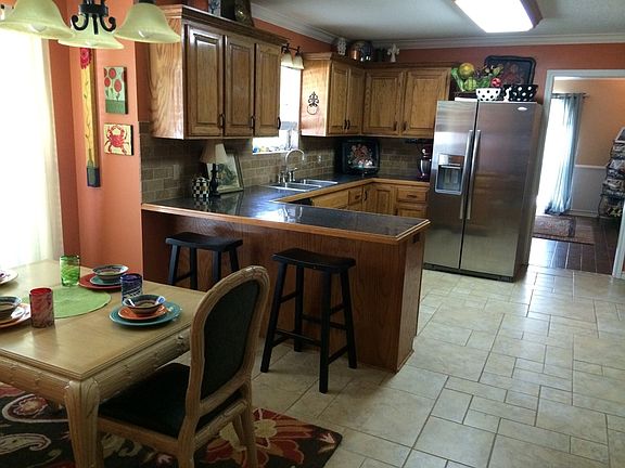 3rd image of 6117 Deerfield Dr
