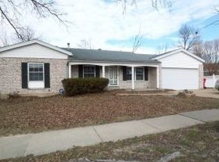 12865 Verwood Dr, Florissant, MO 63033