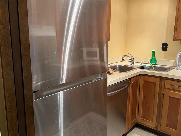 1618 Camellia Dr #C2 — Photo 2