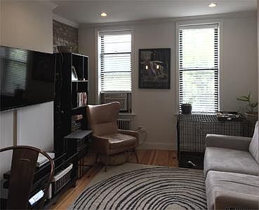 4th image of 599 President St APT 4L