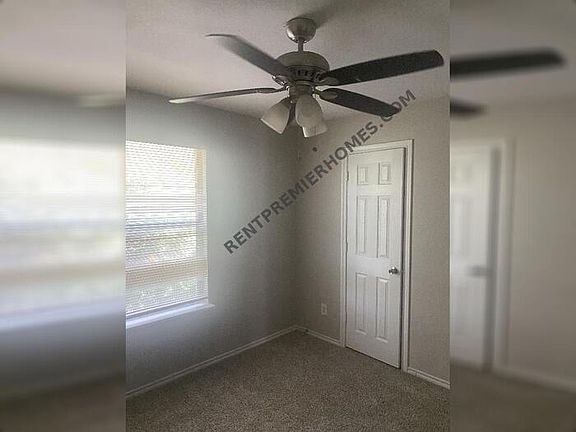 5th image of 2926 Plaza Blvd