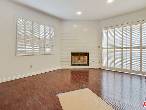 3rd image of 536 Evergreen St APT 8