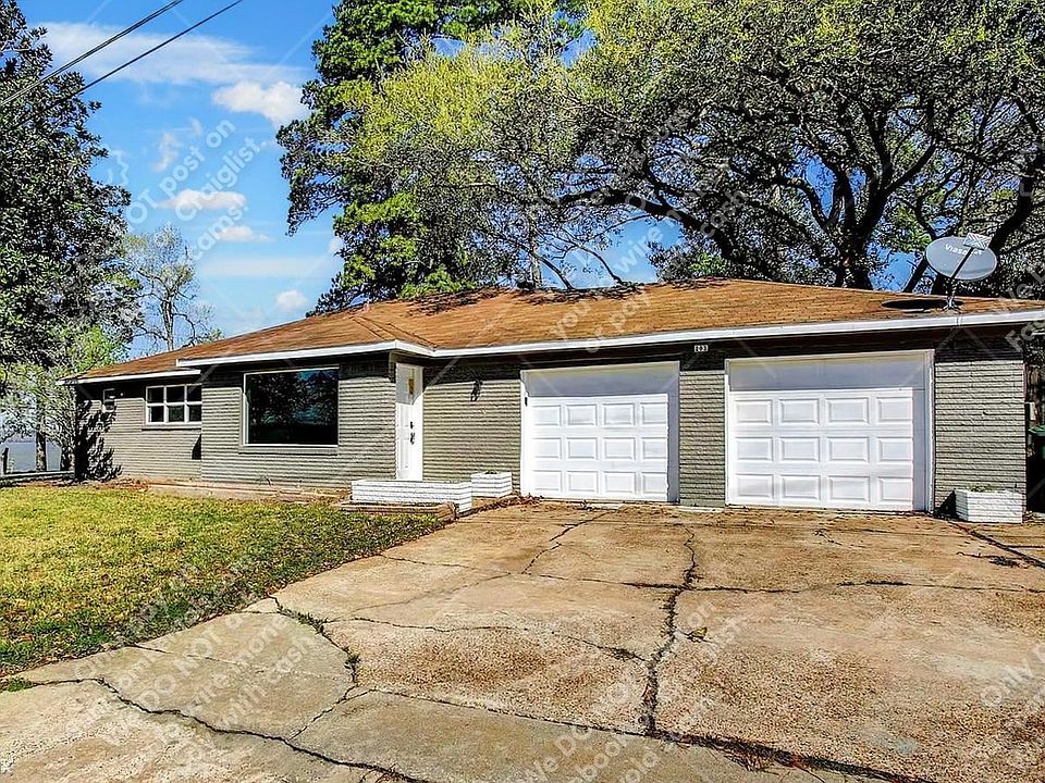 1st image of 203 Moose Jaw Ln