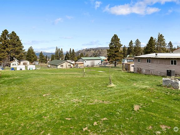 Two tax parcels, one with a 2bd, 2ba home.>