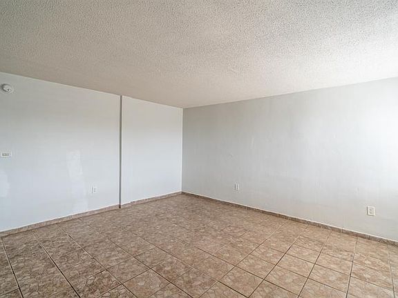 4th image of 2150 Bay Dr Unit 10-2150-10