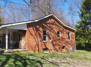 160 Sycamore Dr, Jonesborough, TN 37659
