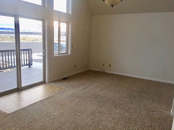 4th image of 106 Hyland Ct