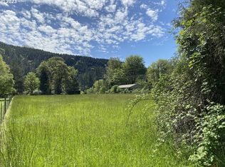 7385 Henderer Rd, Elkton, OR 97436