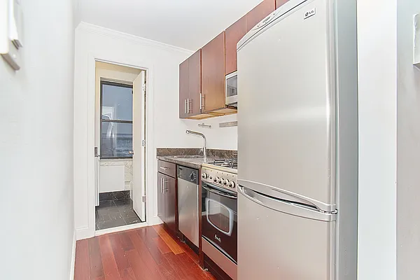 Rented by Keller Williams NYC | media 33