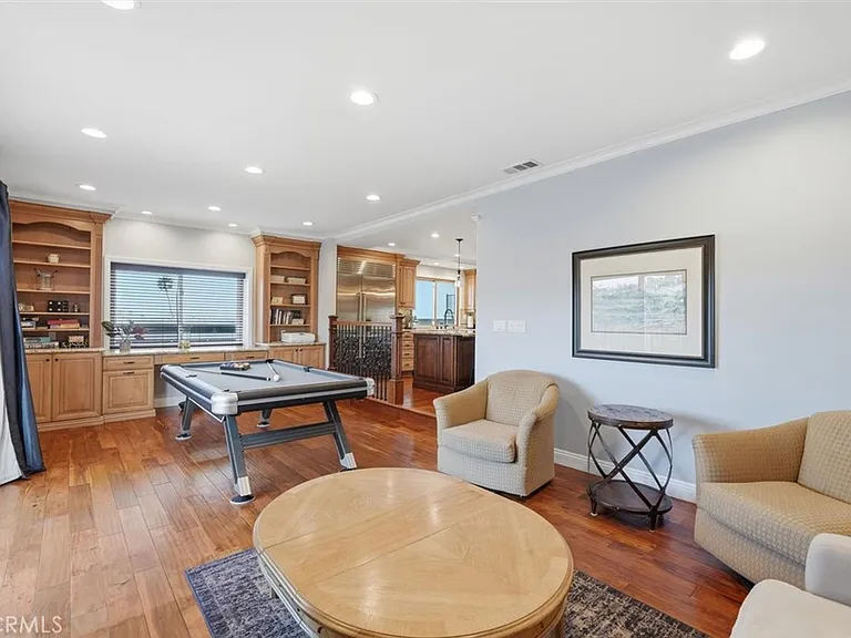 5348 Doris Way — Photo 28