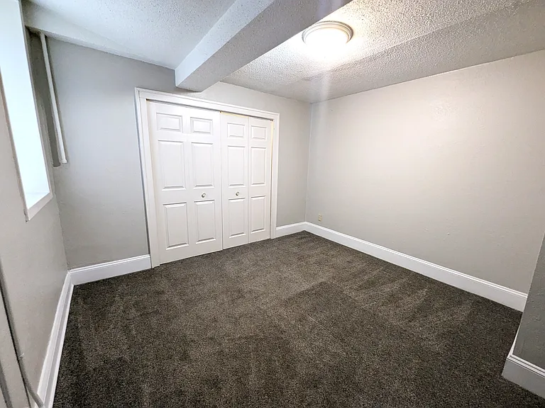3129 Aldrich Ave S #B — Photo 12