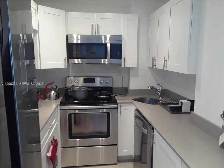 3301 NE 5th Ave #507 — Photo 10
