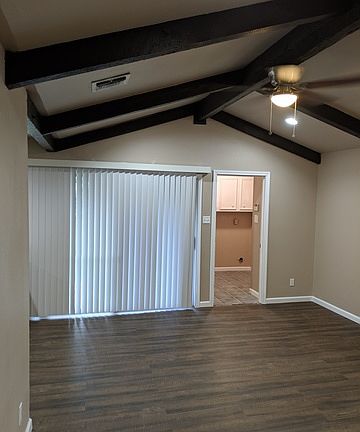 3rd image of 6906 Twin Lake Dr
