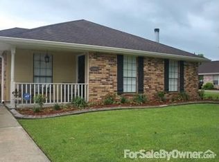 128 Ormond Meadows Dr, Destrehan, LA 70047