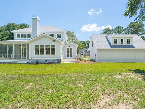 4th image of 3316 Westphal Dr