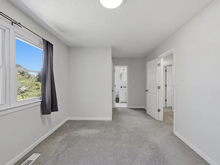 708 Westwood Ave — Photo 20