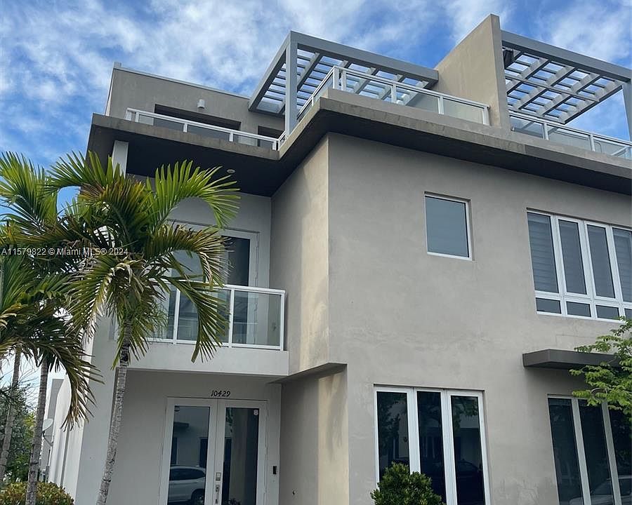 1st image of 10429 NW 63rd Ter