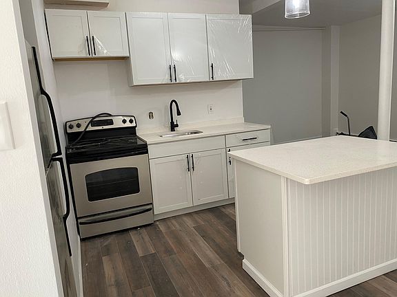 3rd image of 1899 Cornell Ave #1