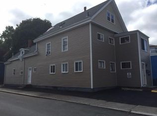 72 Lewis St, Lynn, MA 01902