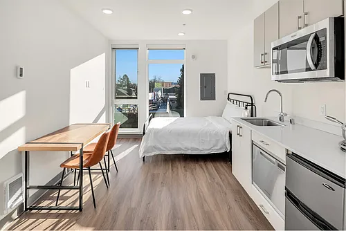 Fifty-Two Apartments Photo 1