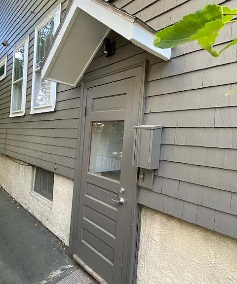 336 1/2 Walden St #B — Photo 8