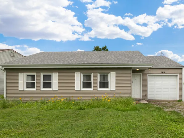 2509 E Meadowmere Street, Springfield, MO 65804