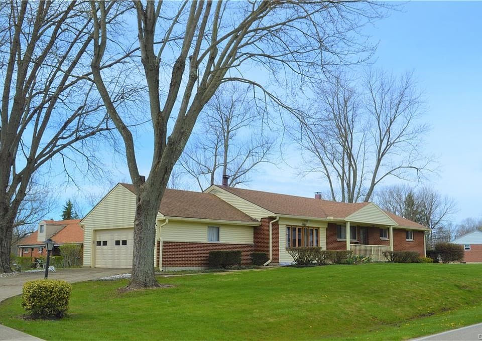 1st image of 4133 Maxwell Dr