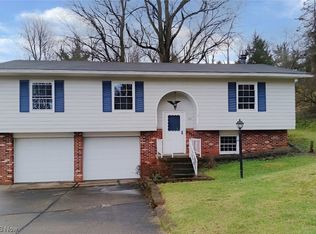 106 Windermere Dr, Saint Clairsville, OH 43950