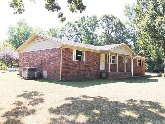 2nd image of 9 Jarman Ln