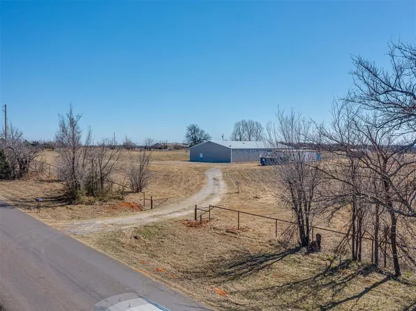 2972 SE 7th St, Blanchard, OK 73010