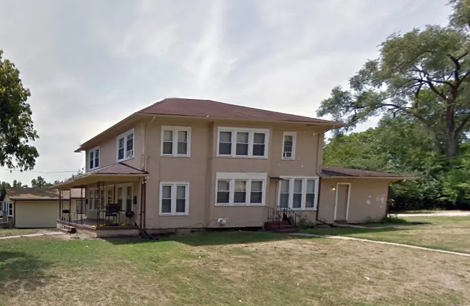 1 bed, 1800 sqft, $550 — Photo 1