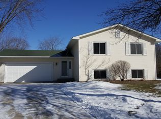 12077 Flamingo St NW, Coon Rapids, MN 55448