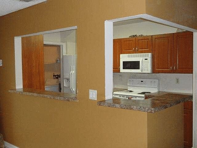 1st image of 4918 Sheridan St
