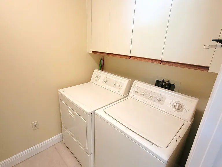 4220 Pinebrook Cir #14 — Photo 18