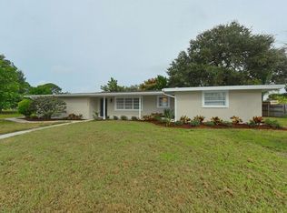 2723 Sunnyside St, Sarasota, FL 34239
