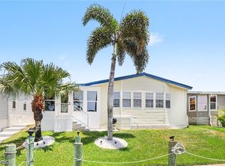 17550 Canal Cove Ct, Fort Myers Beach, FL 33931